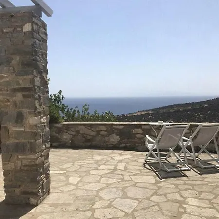 Idyllic Sea Views For 2 Holiday home *