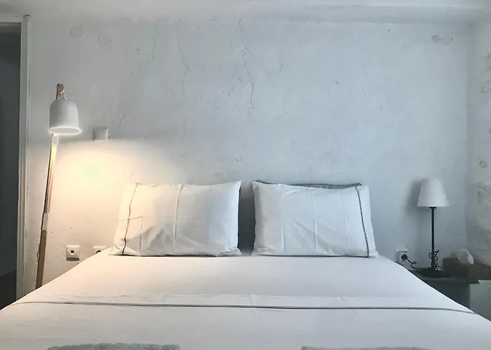 Idyllic Sea Views For 2 *